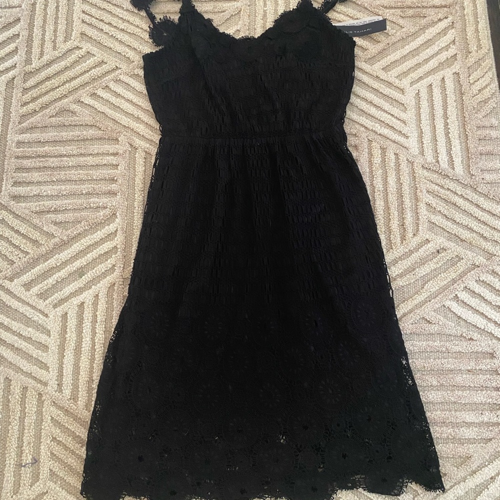 Elie Tahari Black Cotton Crochet Lace Dress.  Size 4.  New with tags.